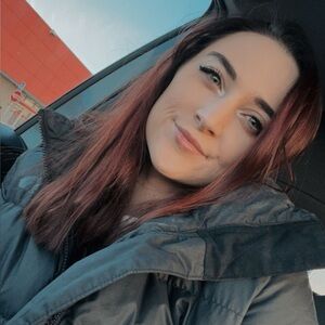 Meet your Posher, Breanna